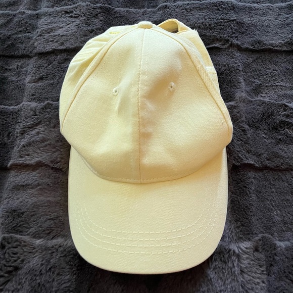 Tommy Bahama Accessories - Tommy Bahama Yellow Cap 100% Cotton